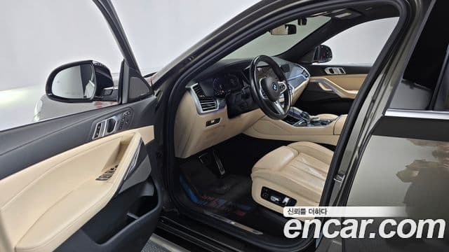 BMW X6 2021 — Фото 10/20
