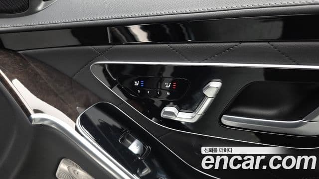 Mercedes-Benz S-Class 2024 — ფოტო 19/20