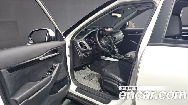 Kia Seltos 2022 — Şəkil 10/20