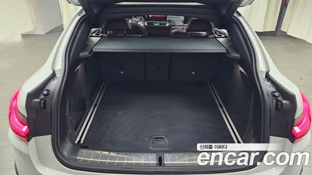 BMW X4 2023 — ფოტო 18/20