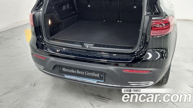 Mercedes-Benz EQB 2025 — ფოტო 5/20