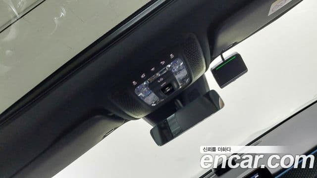 Mercedes-Benz EQB 2025 — ფოტო 20/20