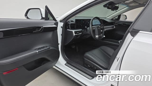 Hyundai Grandeur 2023 — Şəkil 10/20