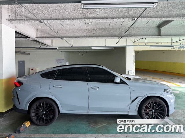 BMW X6 2026 — Photo 6/12