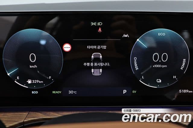 Hyundai Santa Fe 2025 — ფოტო 12/20
