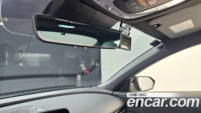 Hyundai The New Avante Hybrid 2022 — Şəkil 23/32
