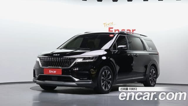 Kia Carnival 2023 — ფოტო 1/20