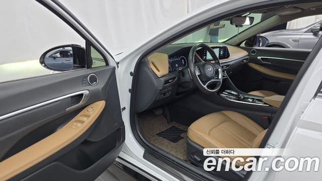 Hyundai Sonata 2021 — Фото 10/20