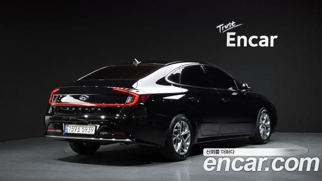 Hyundai Sonata 2022 — ფოტო 1/20