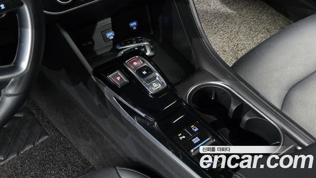 Hyundai Sonata 2022 — ფოტო 7/20