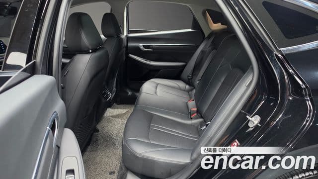 Hyundai Sonata 2022 — ფოტო 10/20