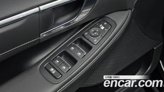 Hyundai Sonata 2022 — ფოტო 18/20