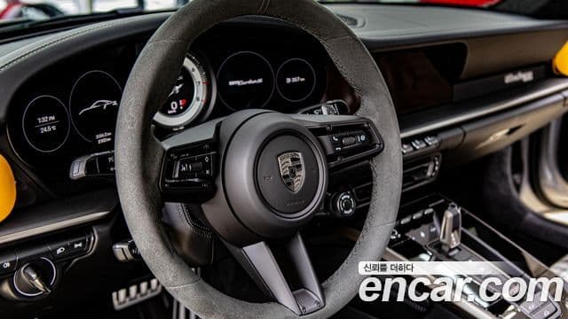 Porsche 911 2025 — Photo 19/20