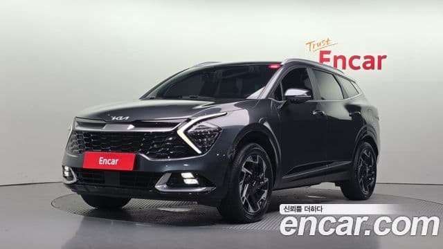 Kia Sportage 2023 — Фото 1/20