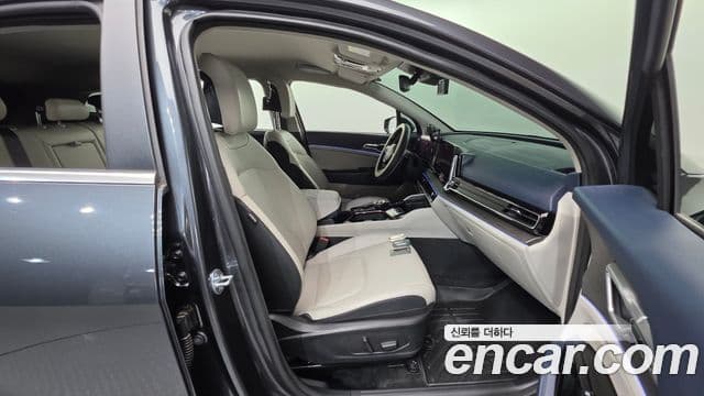 Kia Sportage 2023 — Фото 10/20