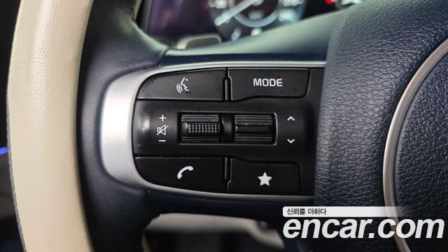 Kia Sportage 2023 — Фото 14/20