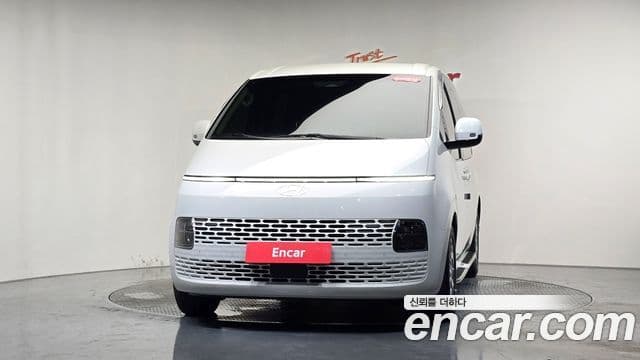 Hyundai Staria 2025 — ფოტო 3/20