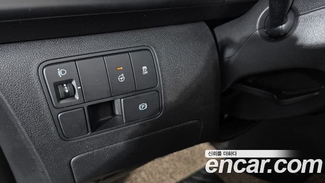 Hyundai Staria 2025 — ფოტო 20/20