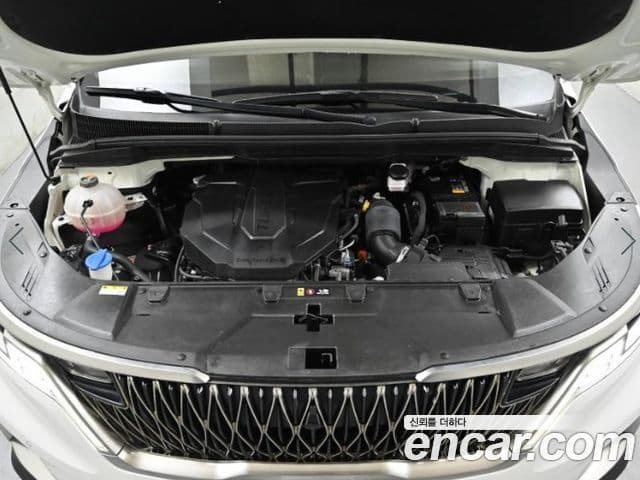 Kia Carnival 2023 — фото 5 из 20