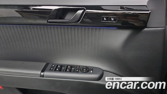 Hyundai Grandeur Hybrid 2025 — Photo 20/30