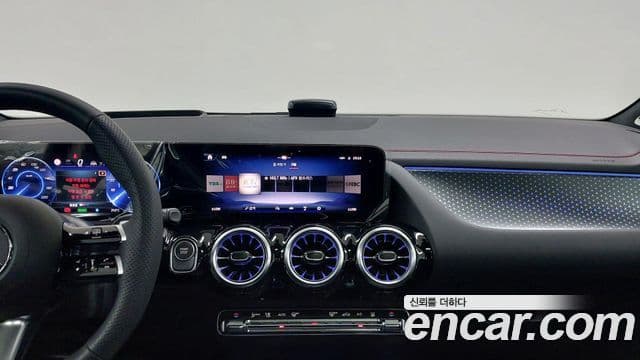 Mercedes-Benz EQA 2025 — ფოტო 17/20