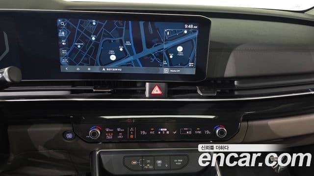 Kia Carnival 2024 — Şəkil 12/20