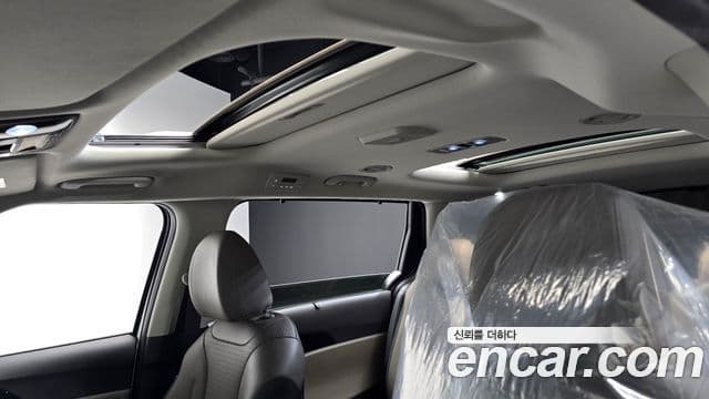 Kia Carnival 2024 — Şəkil 16/20
