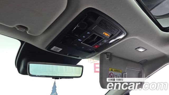 Kia Carnival 2024 — Şəkil 19/20