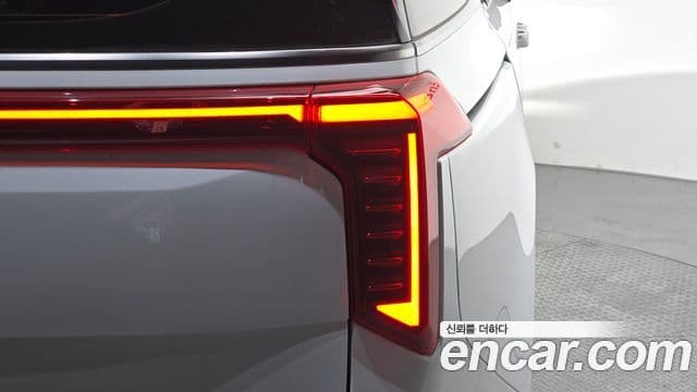 Kia Carnival 2024 — Şəkil 16/33