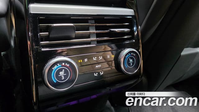Land Rover Range Rover Sport 2023 — Фото 18/20