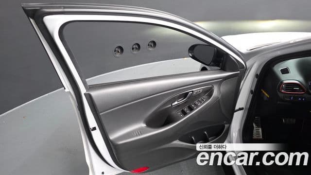 Hyundai i30 2020 — ფოტო 12/38