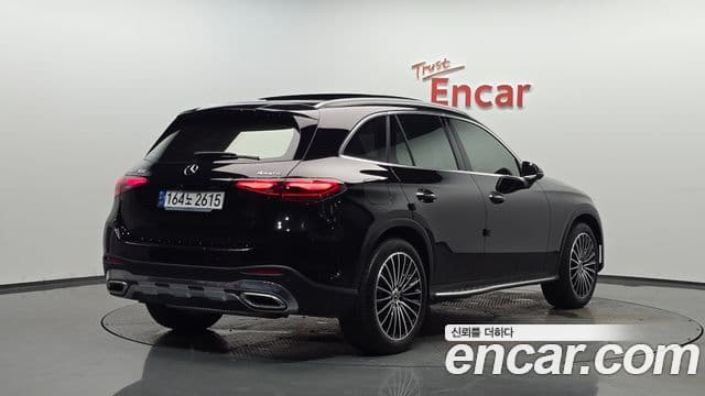 Mercedes-Benz GLC-Class 2023 — Şəkil 2/20