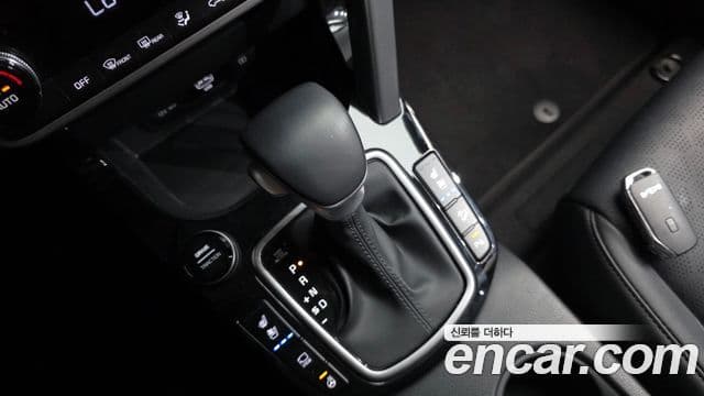 Kia Seltos 2022 — Şəkil 9/20