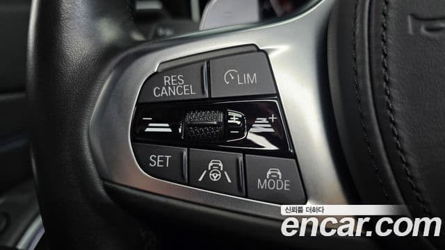 BMW 3 Series 2019 — ფოტო 16/20