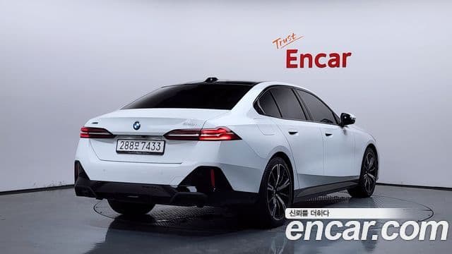 BMW 5 Series 2026 — ფოტო 2/20