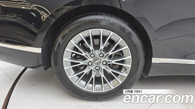 Genesis Electrified G80 2021 — фото 5 из 20