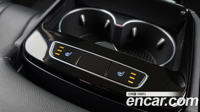 Genesis Electrified G80 2021 — фото 18 из 20
