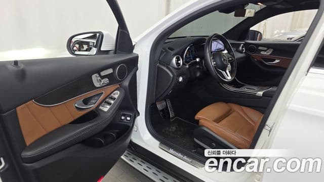 Mercedes-Benz GLC-Class 2021 — ფოტო 10/20