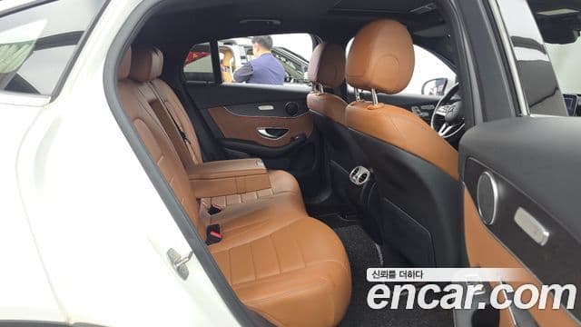 Mercedes-Benz GLC-Class 2021 — ფოტო 12/20