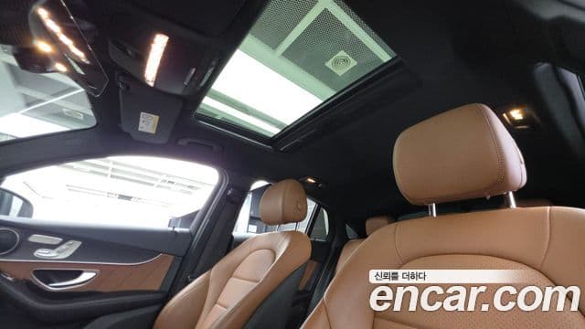 Mercedes-Benz GLC-Class 2021 — ფოტო 18/20