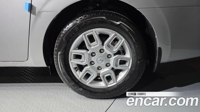 Hyundai Staria 2022 — ფოტო 11/34