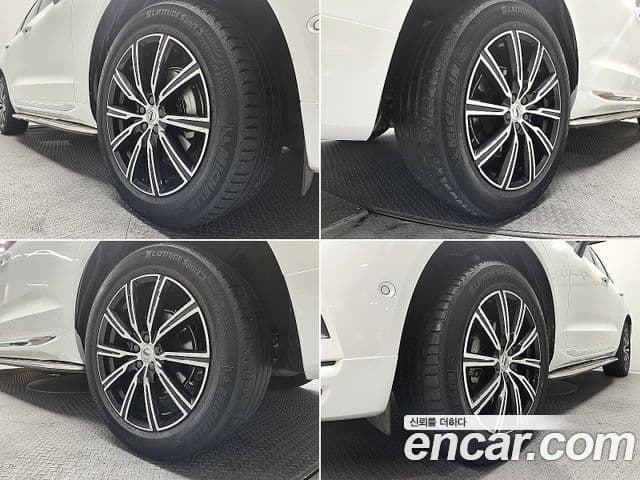 Volvo XC60 2021 — Şəkil 18/19