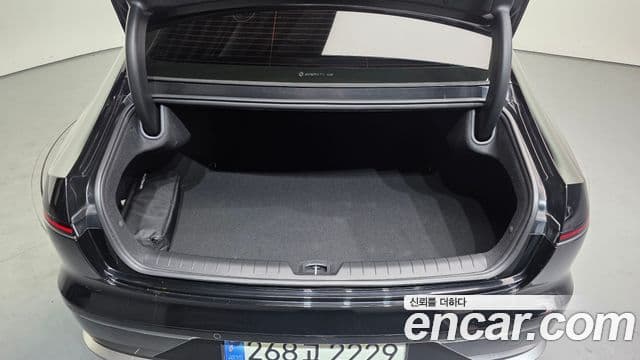 Hyundai Grandeur 2023 — Şəkil 18/20