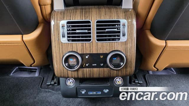 Land Rover Range Rover 2018 — Şəkil 18/20