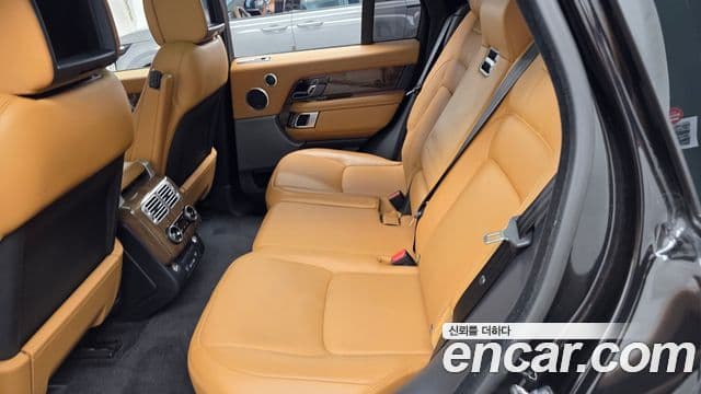 Land Rover Range Rover 2018 — Şəkil 23/35