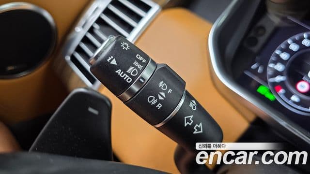 Land Rover Range Rover 2018 — Şəkil 30/35