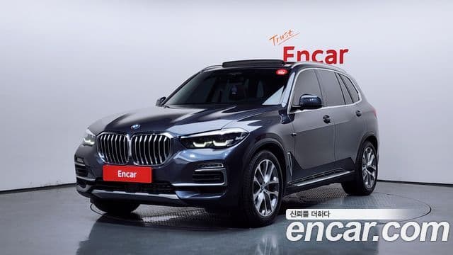 BMW X5 2019 — ფოტო 1/20