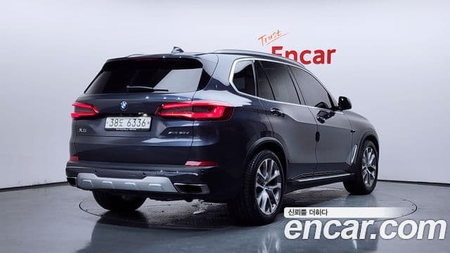 BMW X5 2019 — ფოტო 2/20