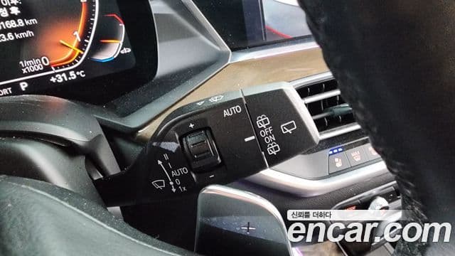 BMW X5 2019 — ფოტო 22/37