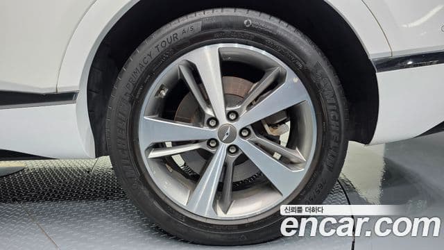 Genesis GV80 2021 — ფოტო 9/34